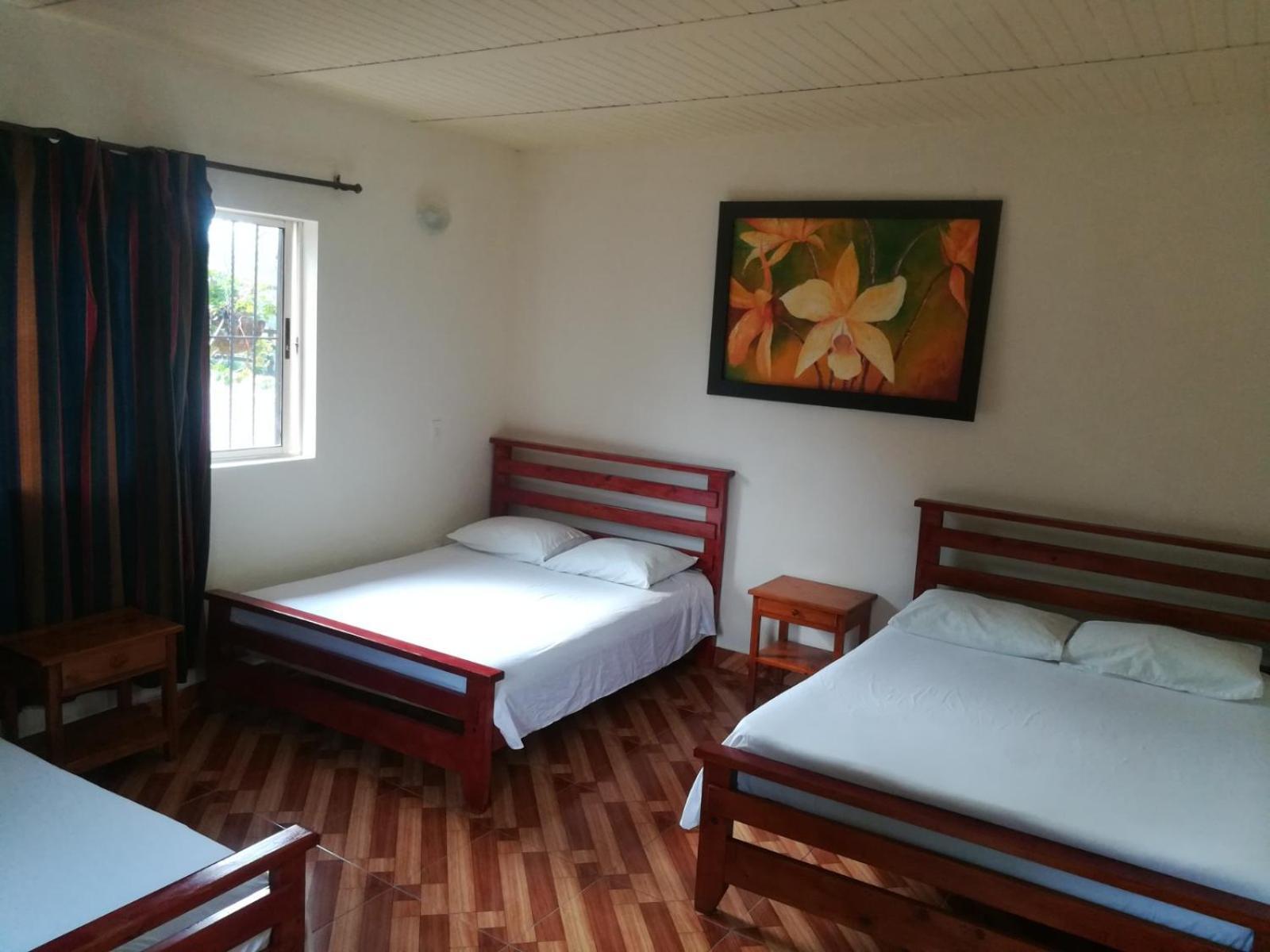 Finca Hotel La Ponderosa Рионегро Екстериор снимка