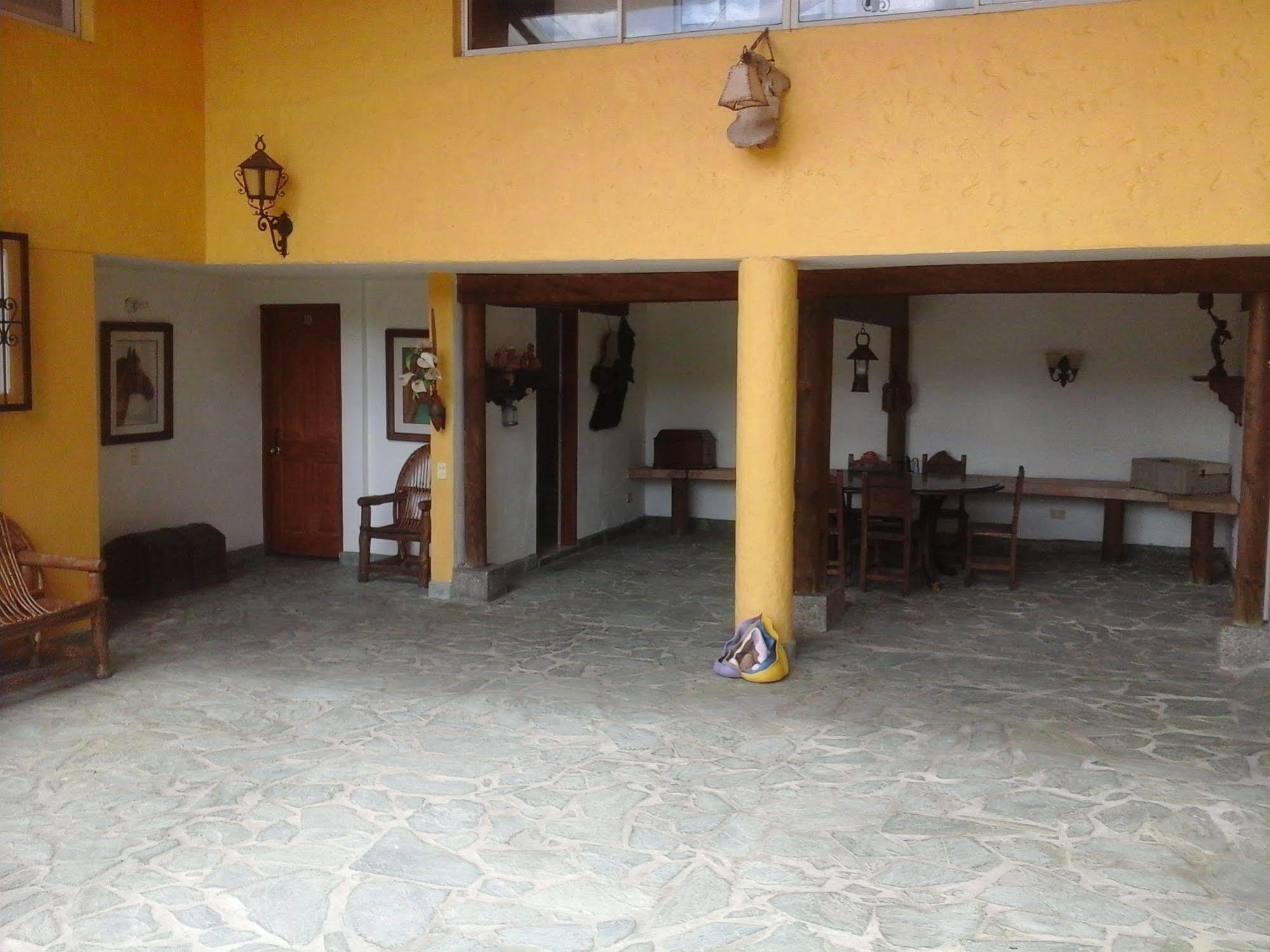 Finca Hotel La Ponderosa Рионегро Екстериор снимка